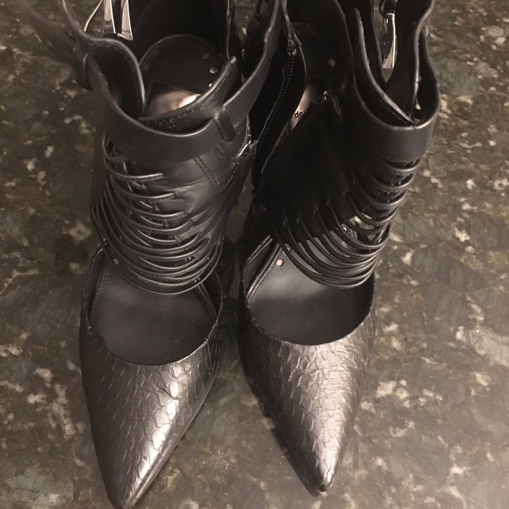 Size 9 heels